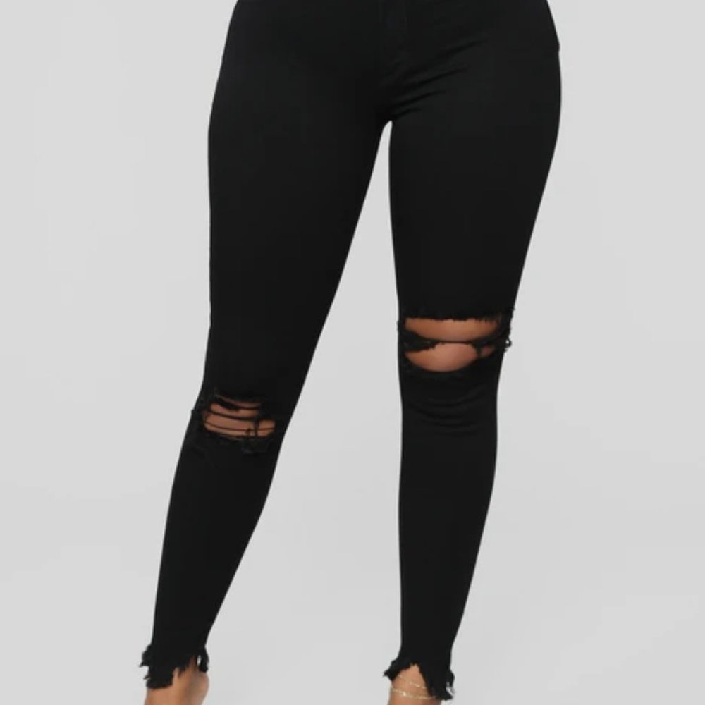 NWT Fashion Nova Well Played Jeans - Black, Size 9